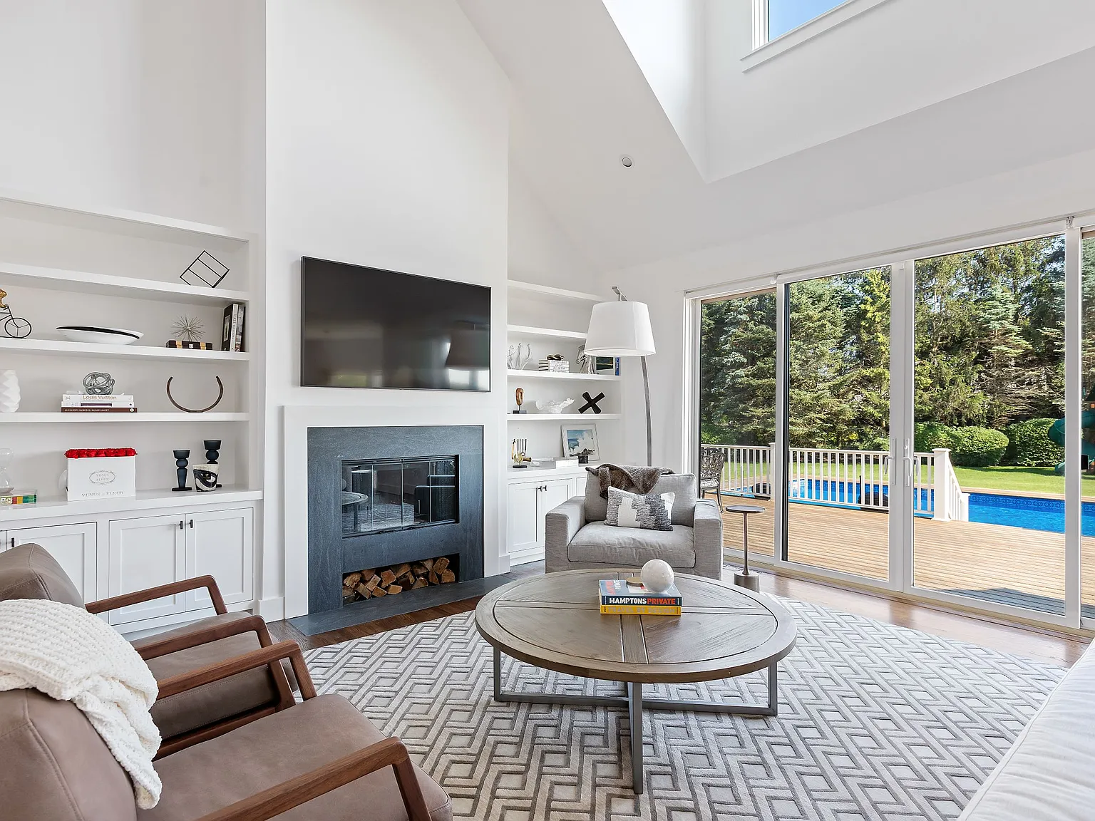 Meticulous Modern Farmhouse w/ Vineyard Views — Photo 2