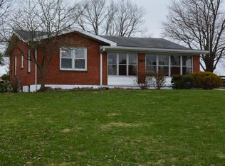 416 Old Veechdale Rd, Simpsonville, KY 40067