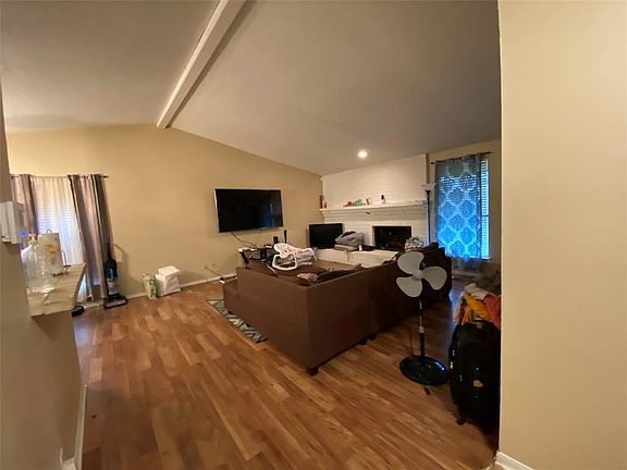2nd image of 15838 Alger Dr