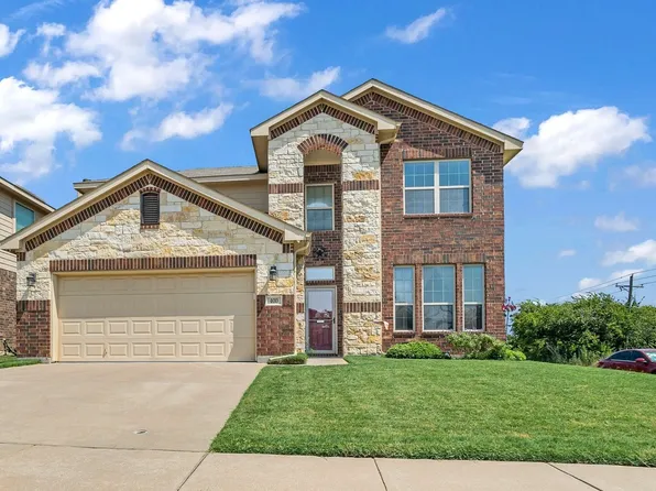 400 Haddington St, Fort Worth, TX 76104