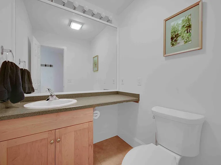 6 School St #20 — Photo 10
