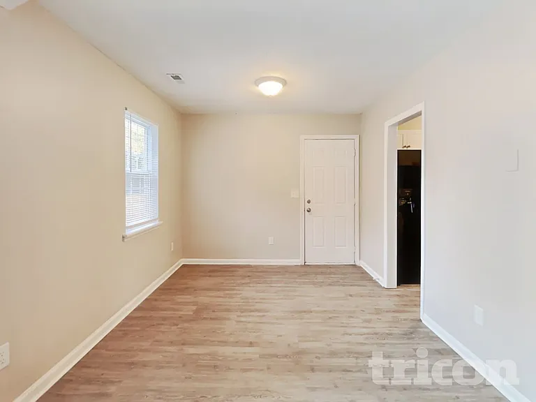 7307 Hooksett Ct — Photo 5