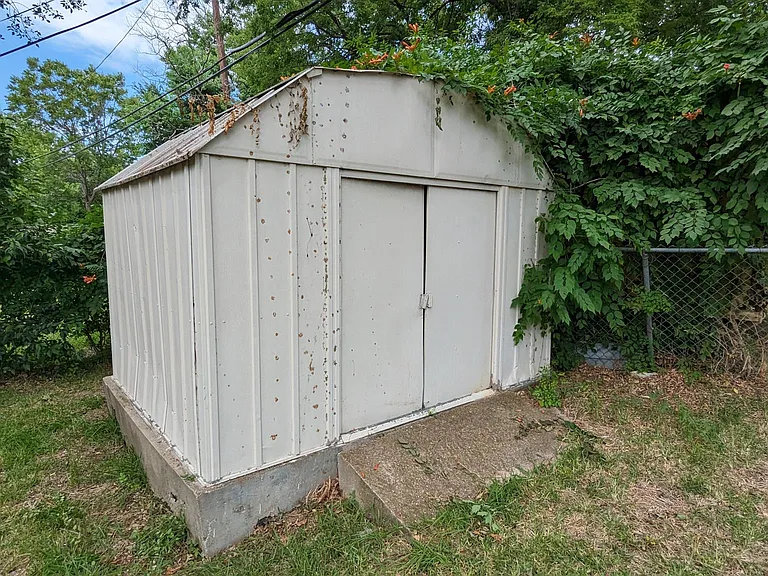 126 Caraway Dr — Photo 36