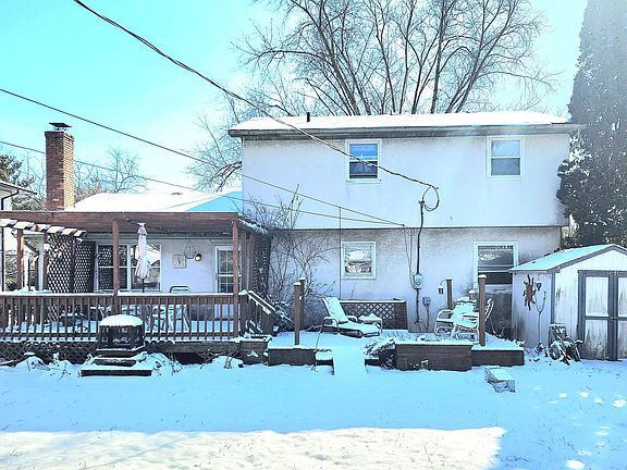 4th image of 2208 Pine Knoll Ave
