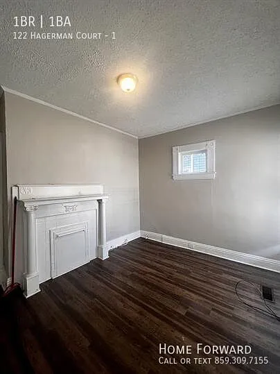 122 Hagerman Ct #1 — Photo 4