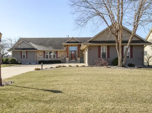 S97W13801 Stonebridge WAY, Muskego, WI 53150