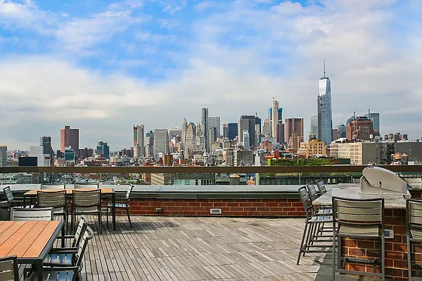 Rented by Compass | media 10