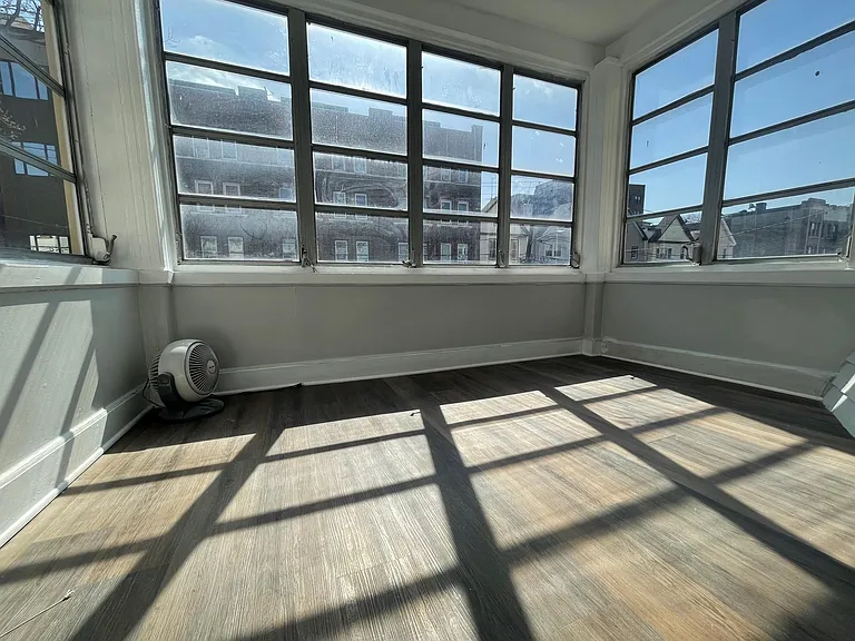 101 Romaine Ave — Photo 13
