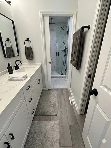 352 Bristol Ln — Photo 7