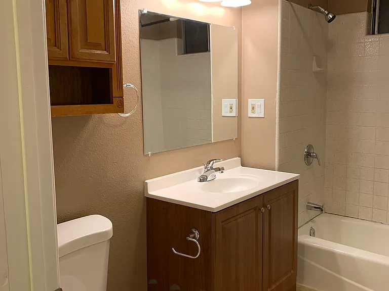 1832 E Carson St #1 — Photo 4