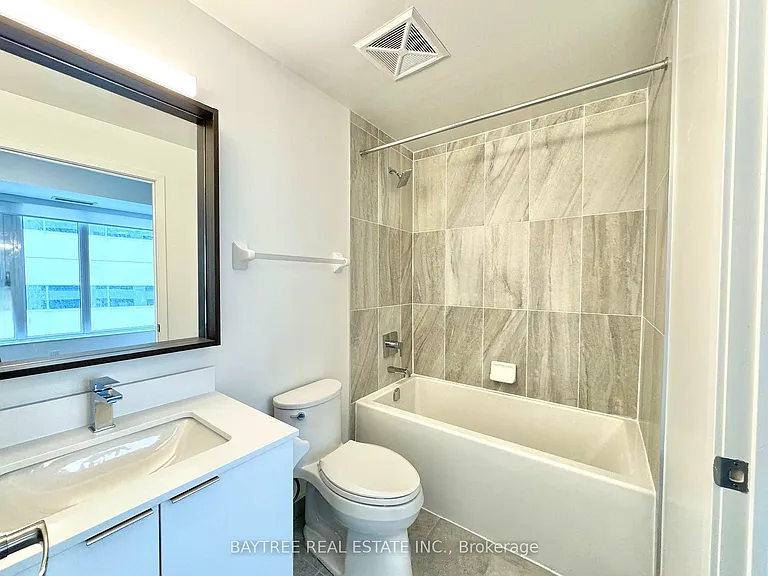 543 Richmond St W #544 — Photo 6