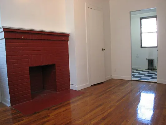 Rented by Concept Real Estate Group | media 6