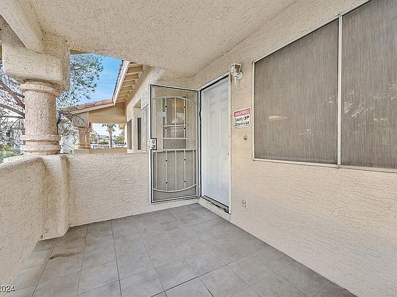 2nd image of 901 Rockview Dr Unit 201