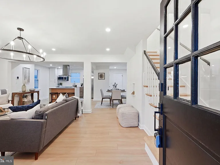 5520 N Capitol St NW — Photo 4