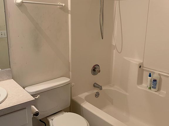 5th image of 9707 Cobble Creek Dr