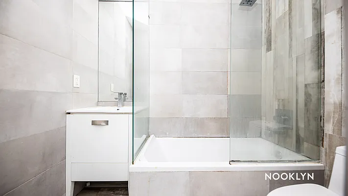 Rented by Nooklyn NYC LLC | media 39