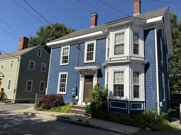 37 Langdon St #2, Portsmouth, NH 03801