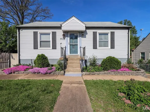 9533 Mackenzie Rd, Saint Louis, MO 63123