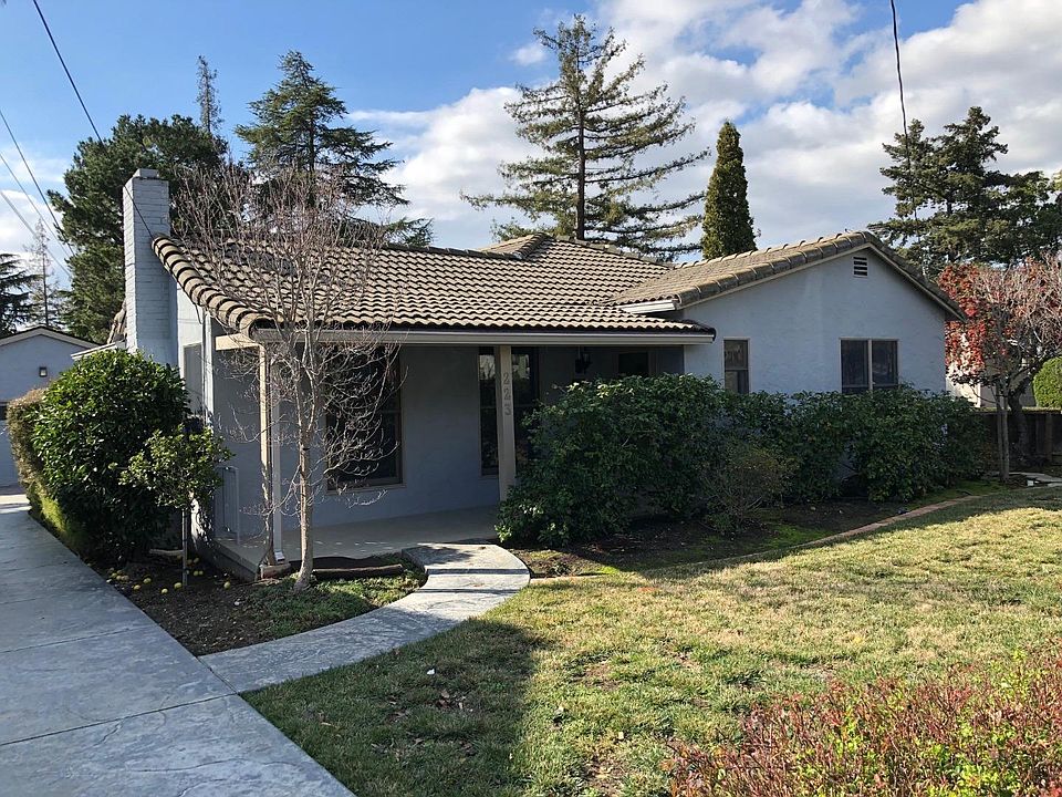1st image of 223 Mountain View Ave