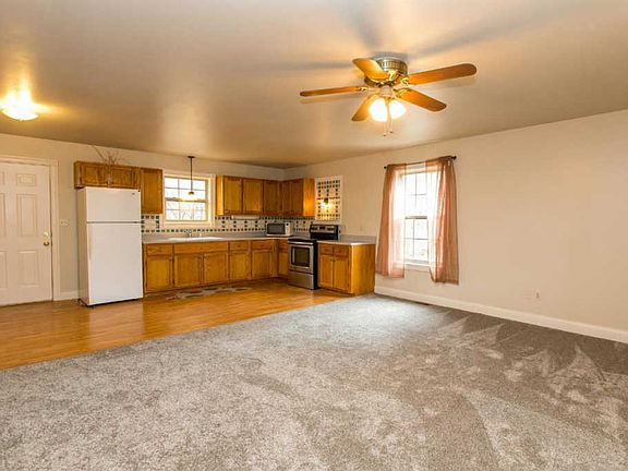 5th image of 252 Overhill Dr