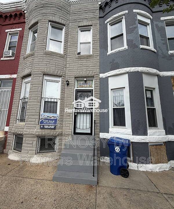 1st image of 2033 N Fulton Ave