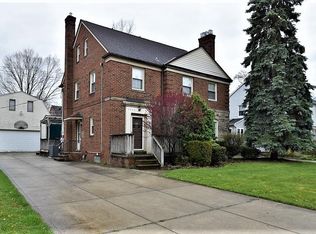 3650 Severn Rd, Cleveland Heights, OH 44118
