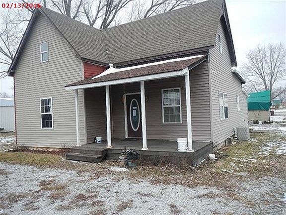 2nd image of 604 E Bennett St