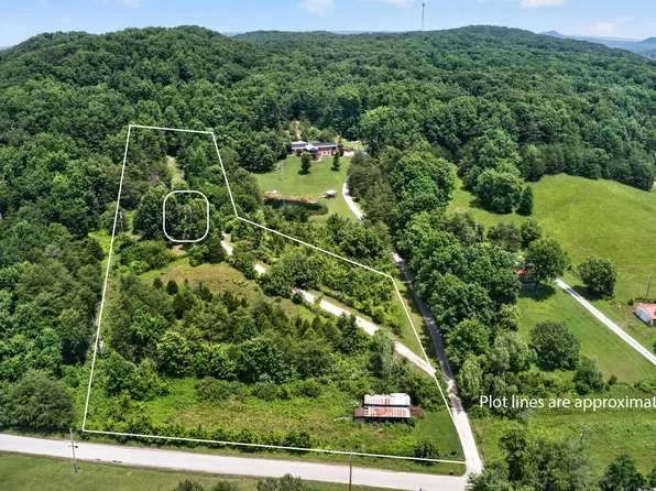 1020 S Dogwood Dr, Berea, KY 40403