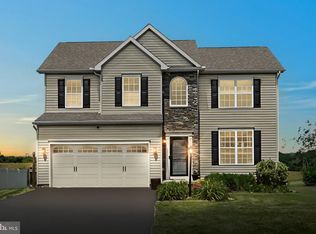 160 W Crest View Ln, Gettysburg, PA 17325