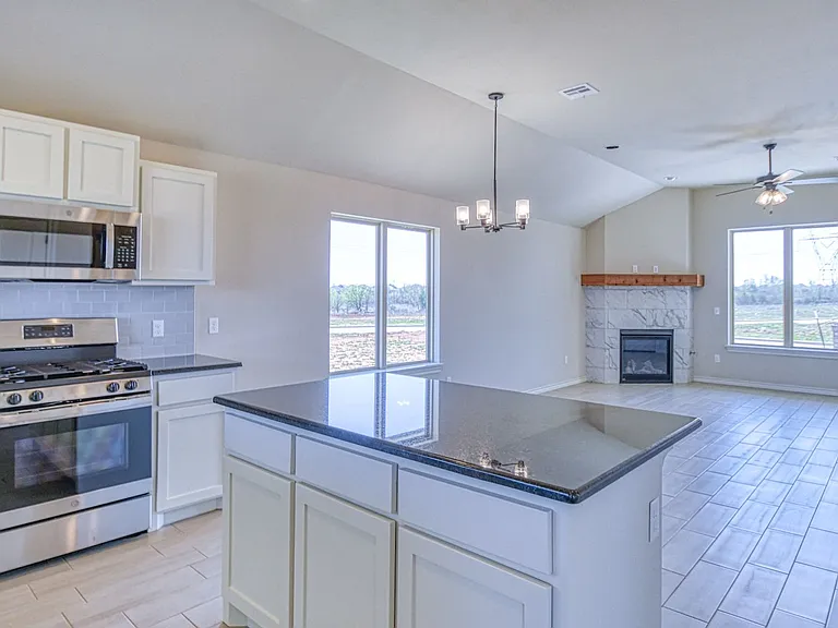 9305 NW 142nd St — Photo 13