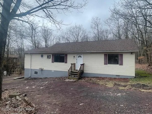57 W Cherokee Trl, Albrightsville, PA 18210