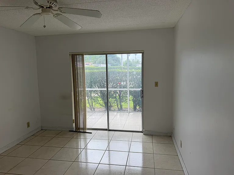 700 Village Green Ct #101 — Photo 29