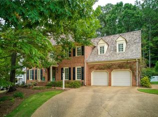 3 Ninth Green Dr, Roswell, GA 30076