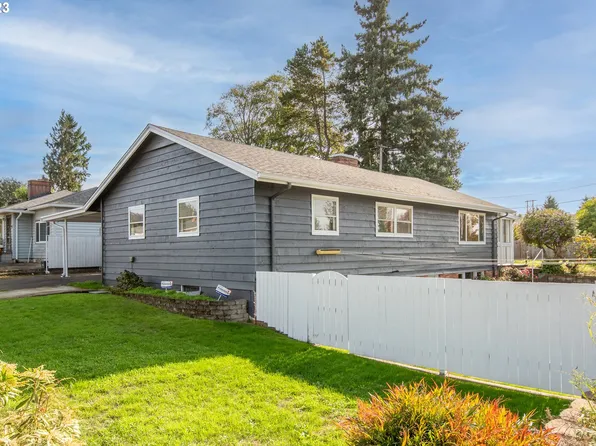 8411 NW 9th Ave, Vancouver, WA 98665