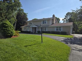 6886 N 100th St, Milwaukee, WI 53224