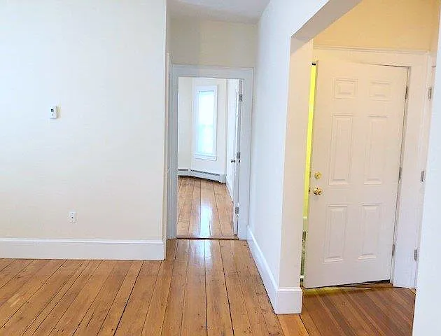 385 Columbia St #2 — Photo 5