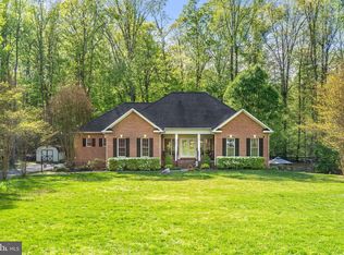 19402 White Pine Ln, Culpeper, VA 22701