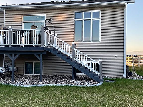 3rd image of 3729 McKenzie Dr SE
