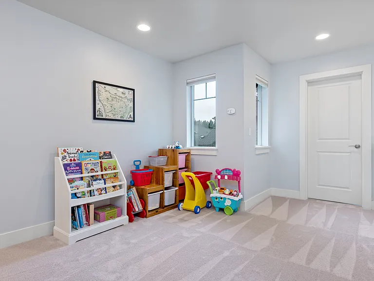 2313 242nd Pl SW — Photo 31