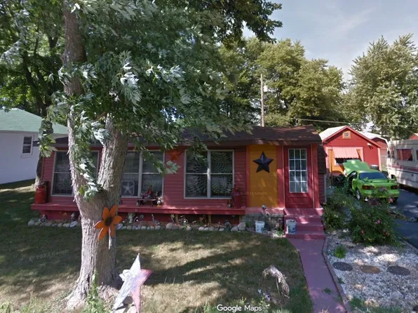 119 Montgomery Ct, Maroa, IL 61756