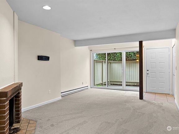 4th image of 8835 166th Avenue NE #D101