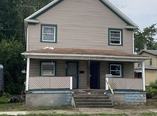 1050 Nathan St, Akron, OH 44307