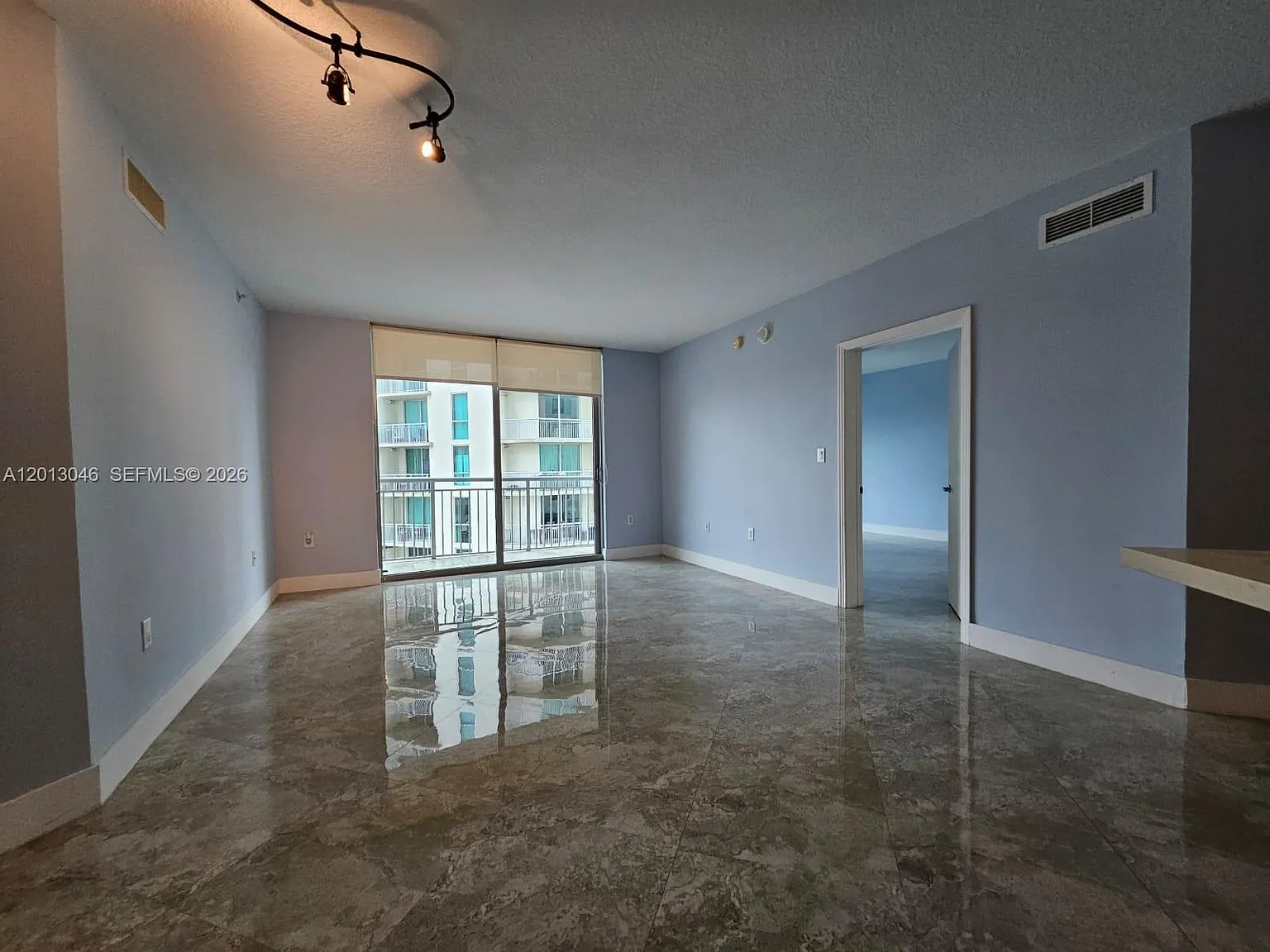 2 bed, 1150 sqft, $3,300 — Photo 1
