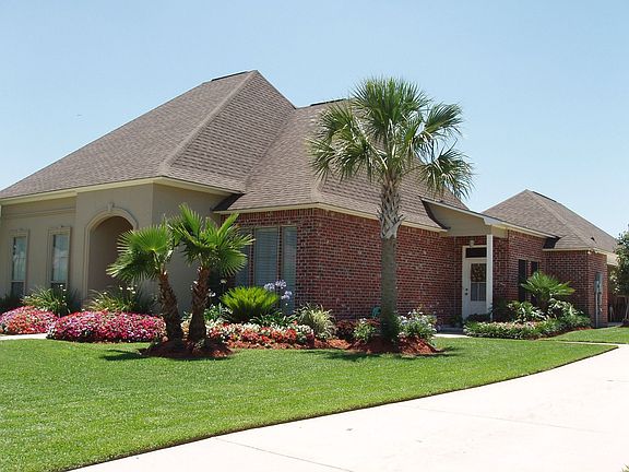 Part front view, Part side view of 18248 Ferry lane Avenue