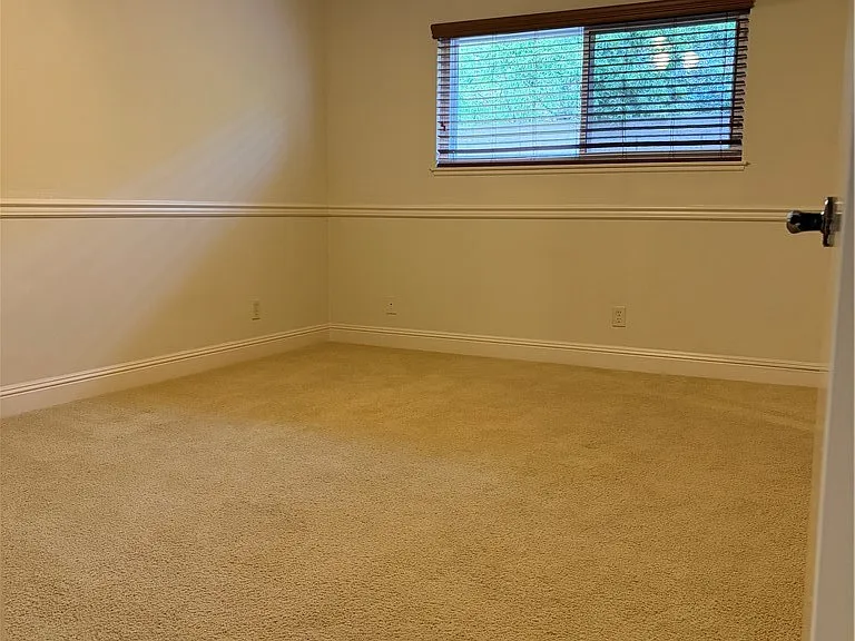 18886 Mount Walton Cir — Photo 29