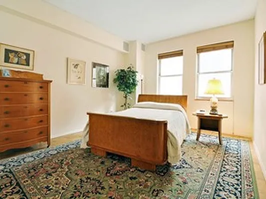 Sold by Citi Habitats | media 9