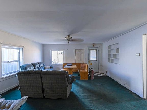 3rd image of 5512 E Cataldo Ave