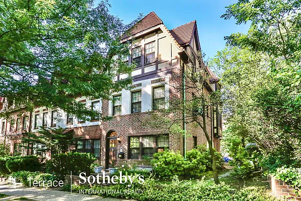 Rented by Terrace Sotheby's International Realty | media 25