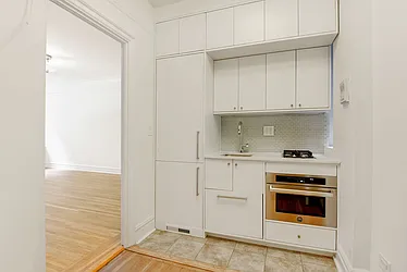 Rented by Akelius Real Estate Management
