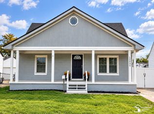 13835 Helen St, Southgate, MI 48195